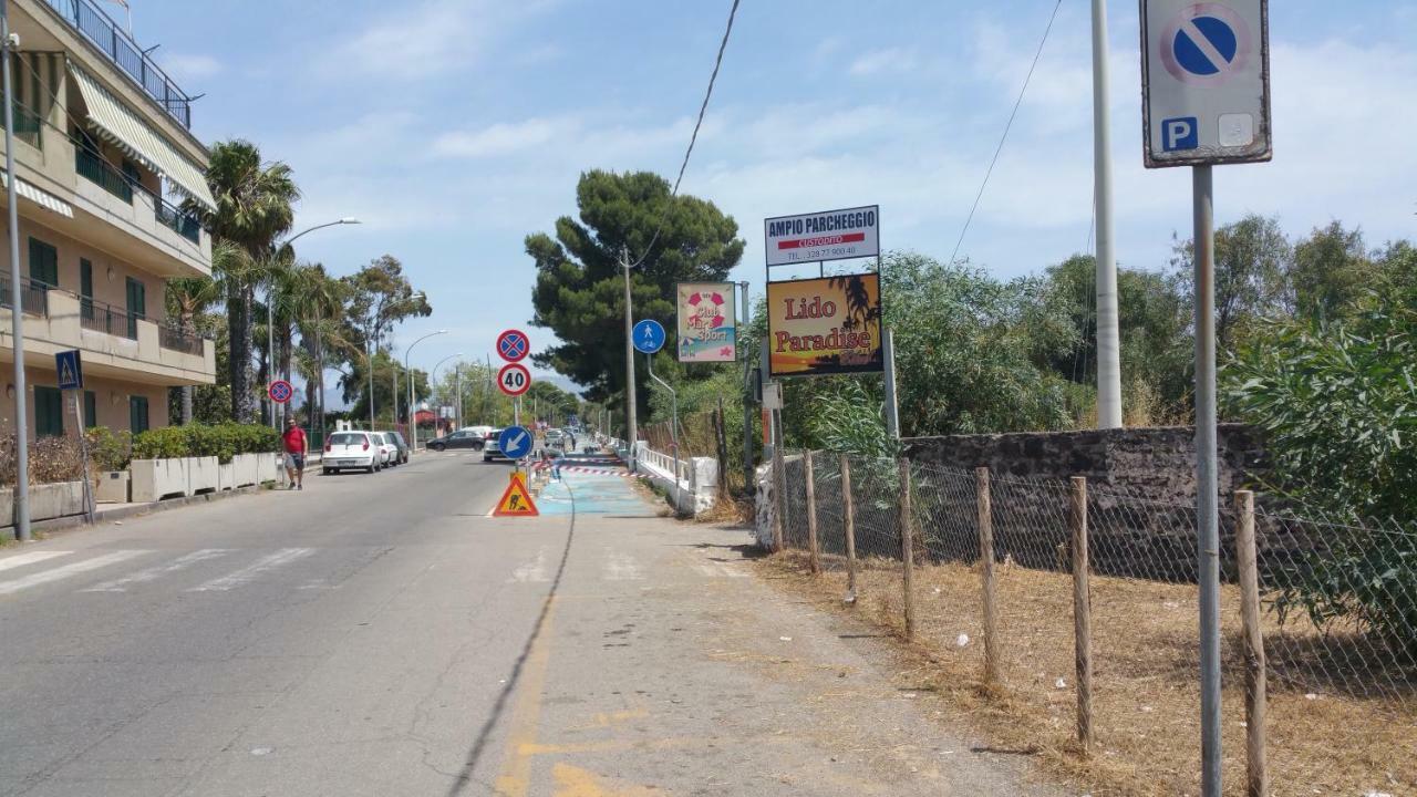 285 Via Spiaggia Appartamento Mascali Esterno foto