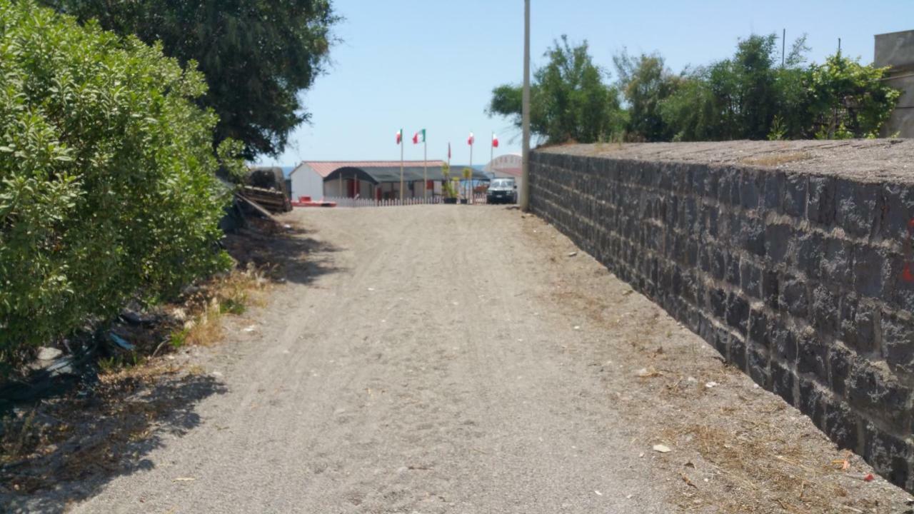 285 Via Spiaggia Appartamento Mascali Esterno foto